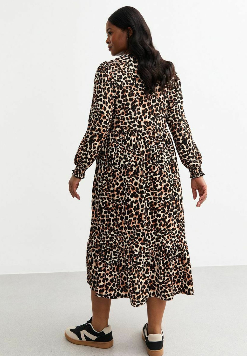 

Платье из джерси CURVES LEOPARD MIDI New Look, коричневый