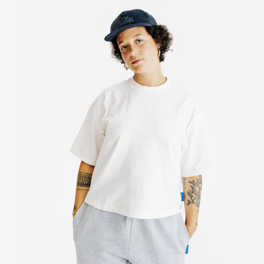 

DECATHLON Женская укороченная футболка - белая