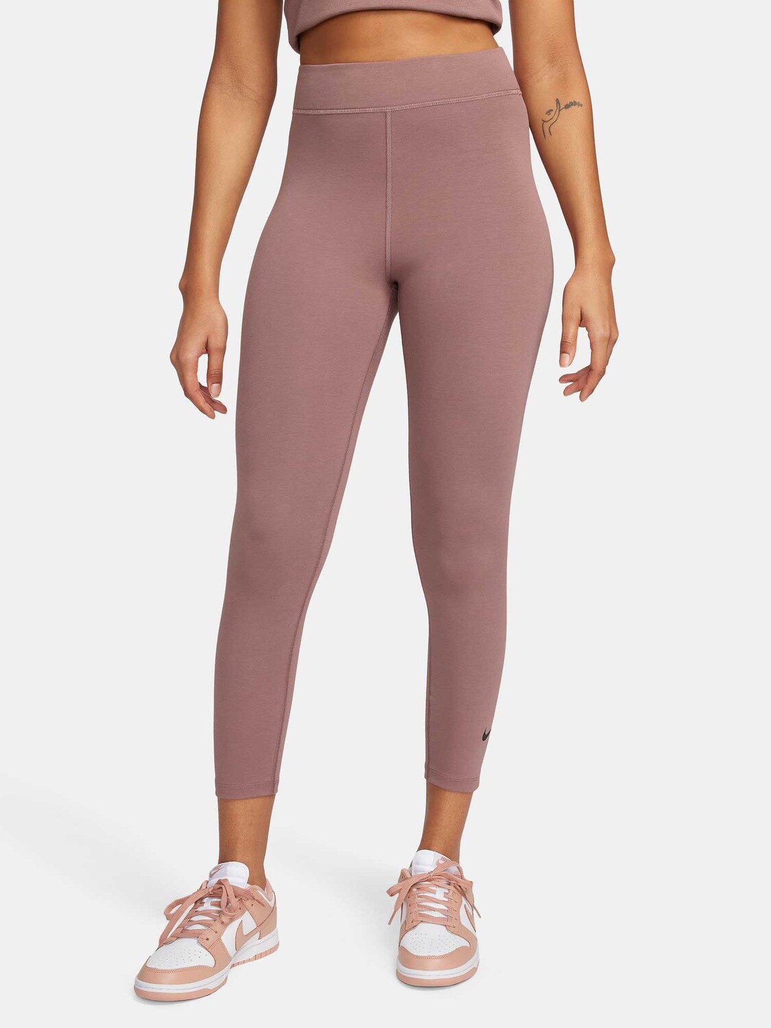

Тайтсы Nike W NSW NK CLSC HR 7/8 TIGHT LBR, розовый