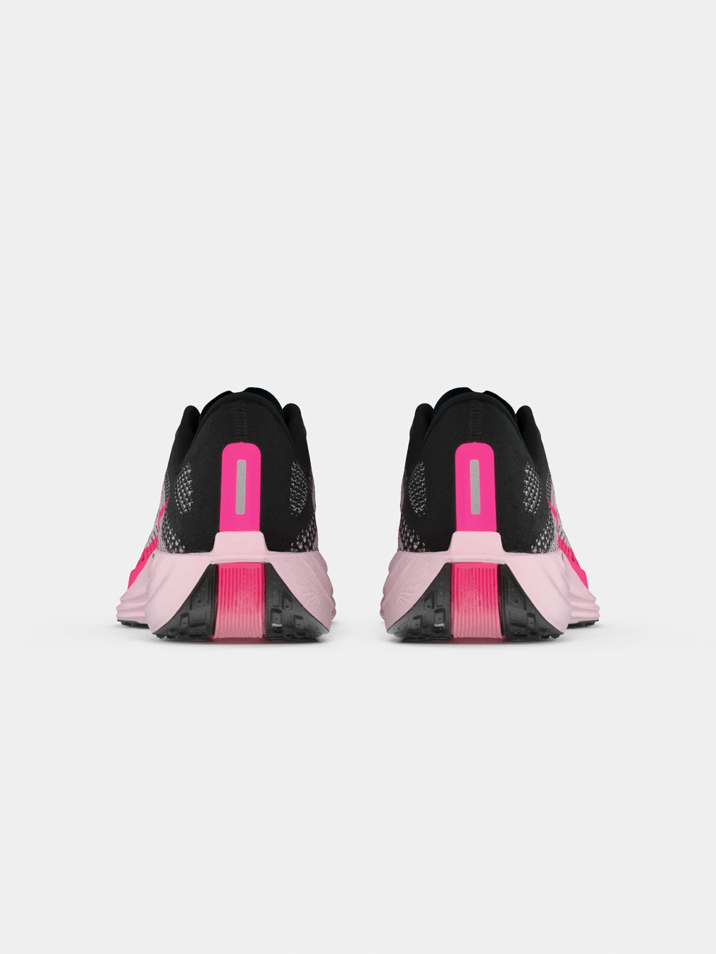 NIKE Беговые кроссовки 'Pegasus Plus' в черном цвете — фото 3