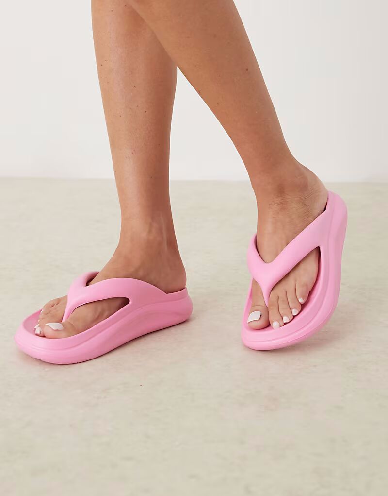 Шлепанцы-слайдеры ASOS DESIGN Fudge на толстой подошве розового цвета
