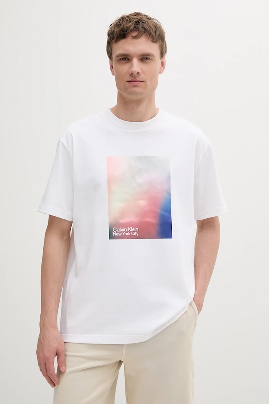 

Хлопковая футболка Calvin Klein Jeans, белый