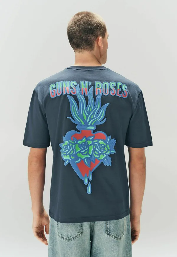 Лицензия на футболку с обычным принтом Next, Navy Guns N' Roses — фото 3