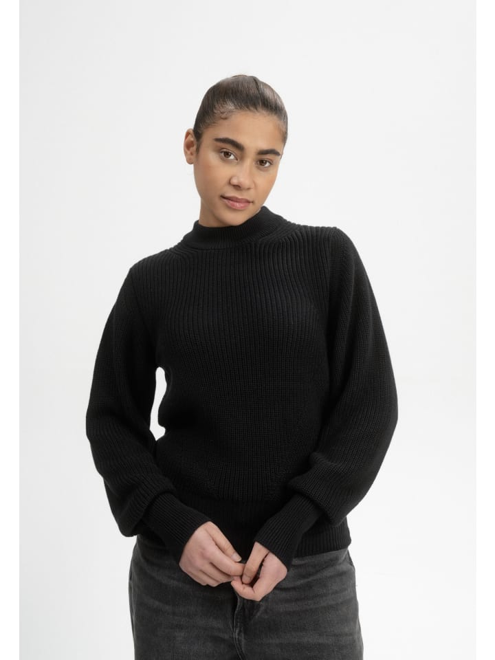 

Вязаный свитер RIYA MELA