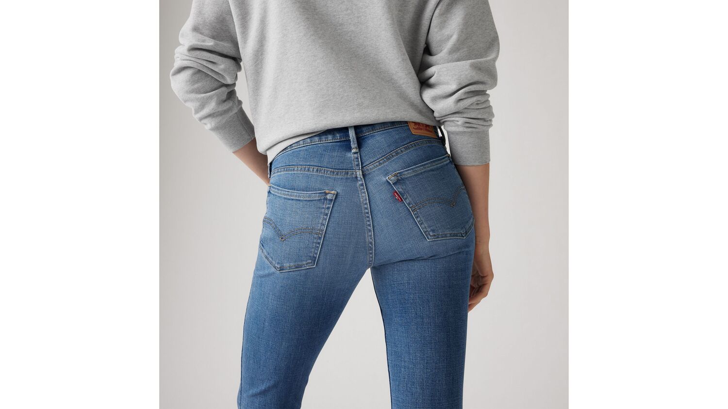 711 Узкие женские джинсы Levi's, Eternal Indigo Mid - Medium Wash — фото 4