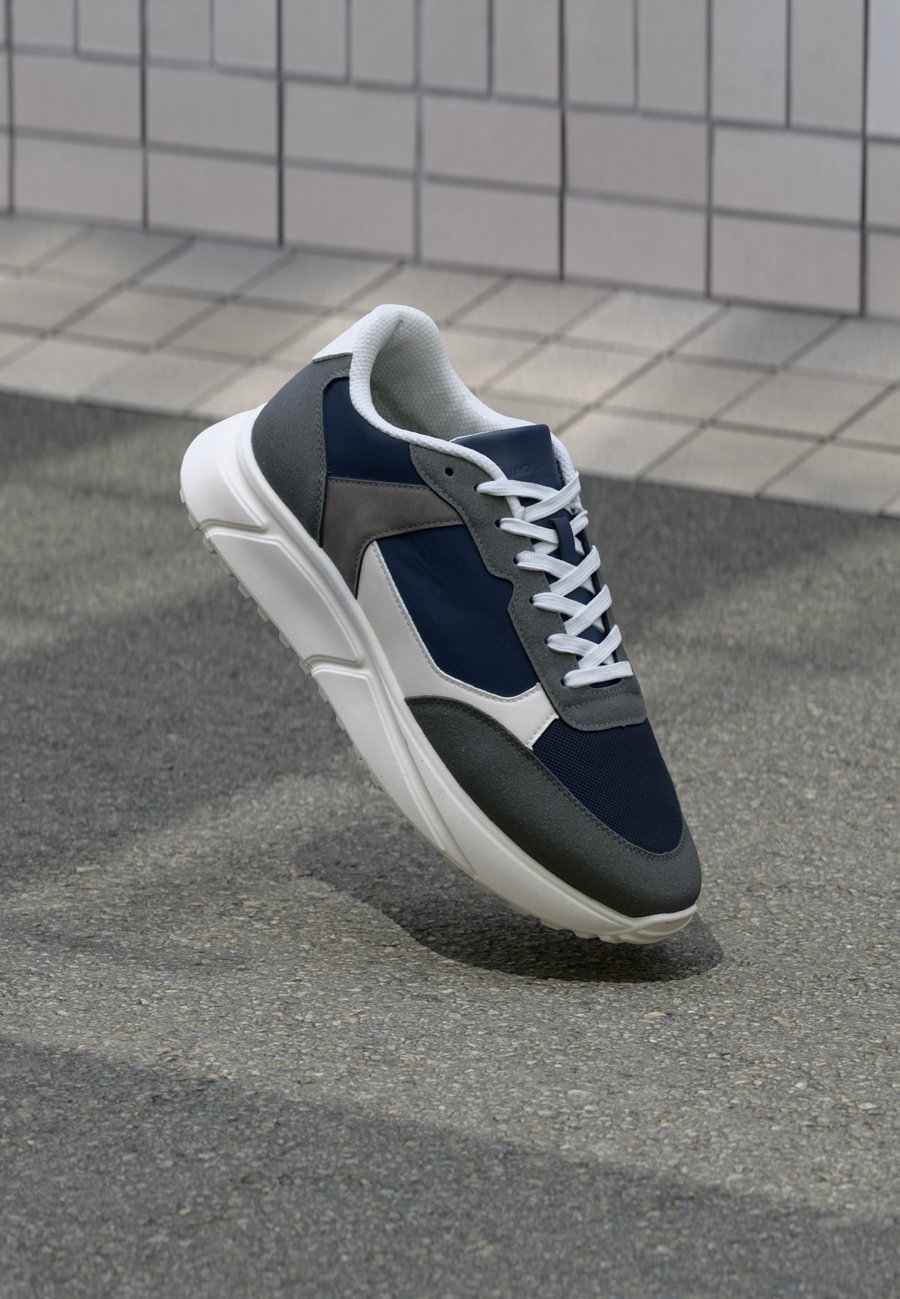 Кроссовки Jack & Jones JFWASPIRE RUNNER, Castlerock/Navy/Dark Blue