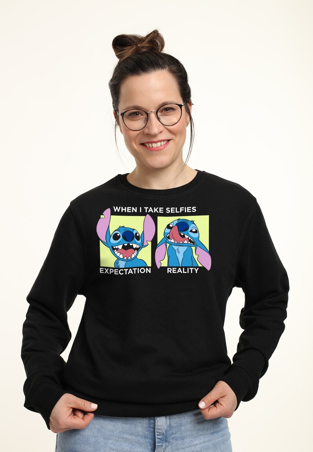 

Толстовка LILO STITCH STITCH SELFIE Disney, черный