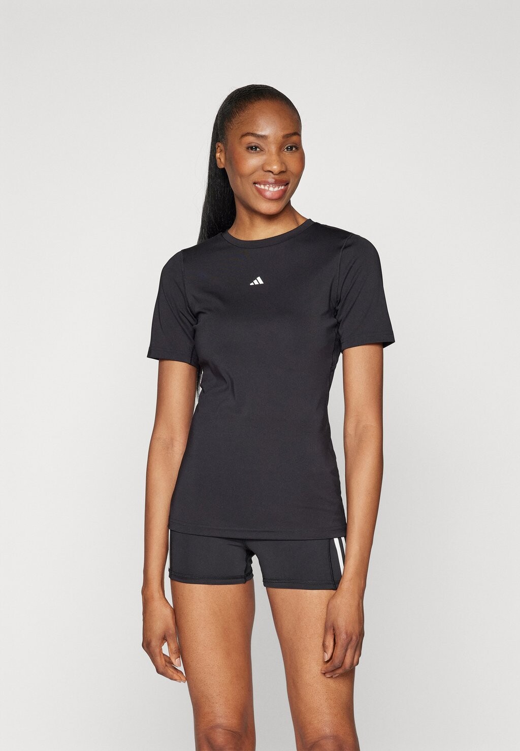 Спортивная футболка Techfit Trainings Tee adidas Performance, черная — фото 4
