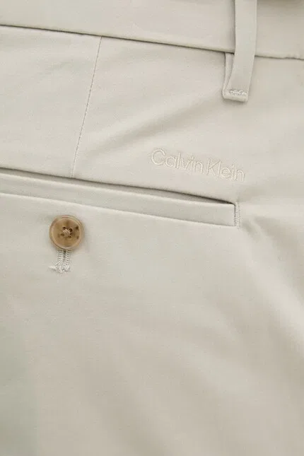 Чиносы из эластичного хлопка Calvin Klein, бежевый — фото 4