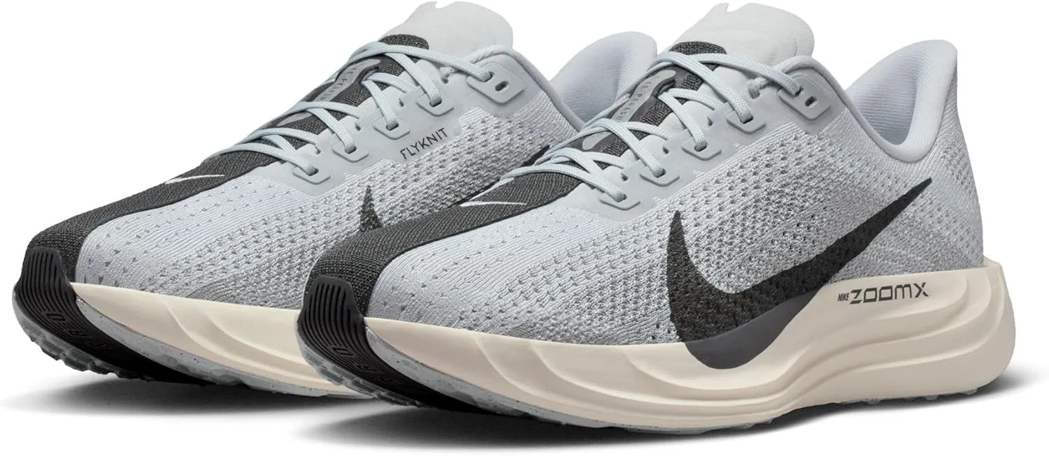 Мужские беговые кроссовки Nike Pegasus Plus FQ7262 для бега по шоссе, Pure Platinum Anthracite Wolf Grey Sail — фото 2