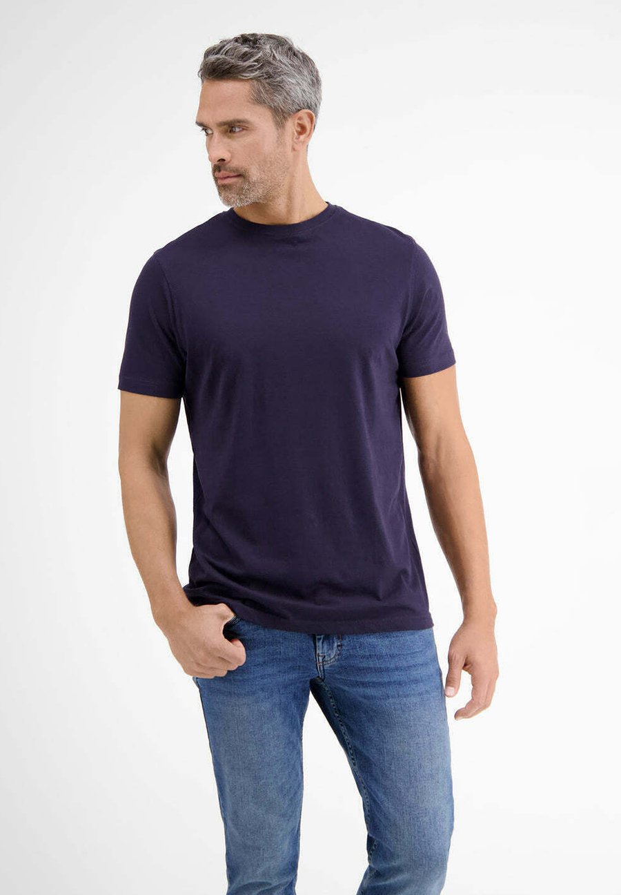 

Футболка LERROS MIT RUNDHALS AUSSCHNITT O-NECK KURZARM 4ER PACK, Navy Weiß/White, Белый, Футболка LERROS MIT RUNDHALS AUSSCHNITT O-NECK KURZARM 4ER PACK, Navy Weiß/White