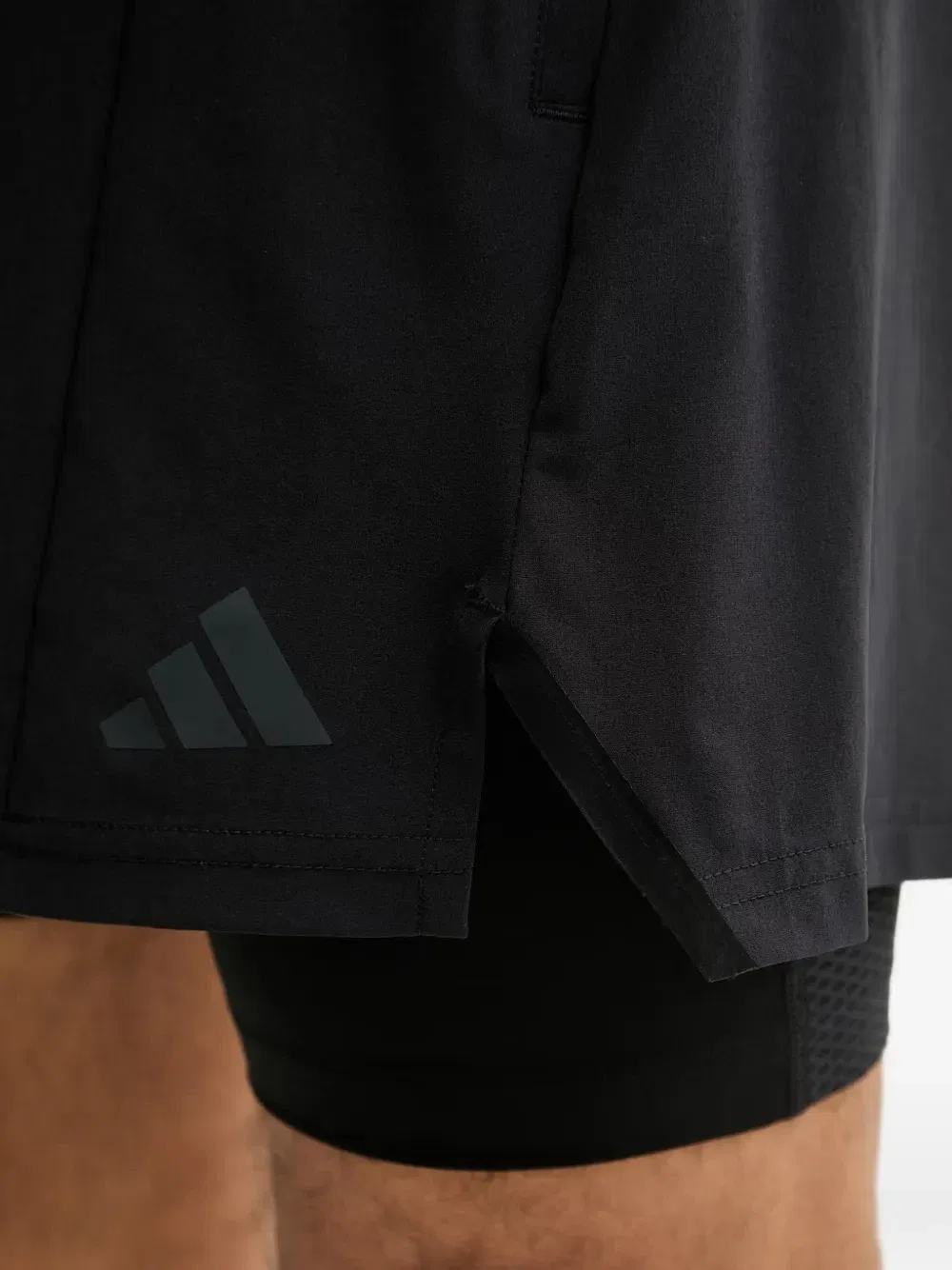 D4T Workout короткие шорты 2in1 с логотипом для тренировок Adidas, черный — фото 4