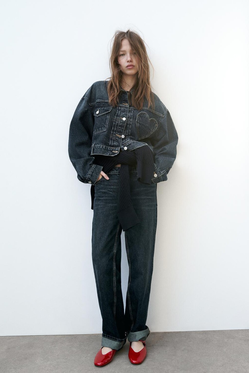 

Балетки из искусственного лакирования с ремешком на щиколотке ZARA, красный