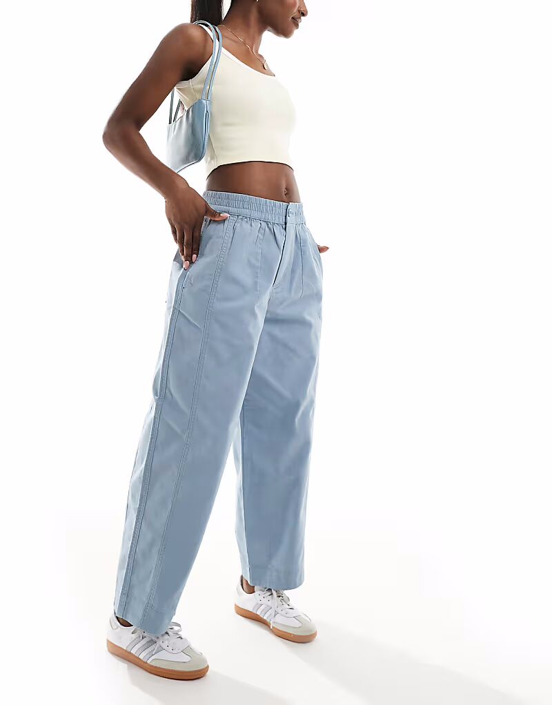 

Брюки-бочки ASOS DESIGN с эффектом потертости, застегивающиеся на молнию, пыльно-синего цвета