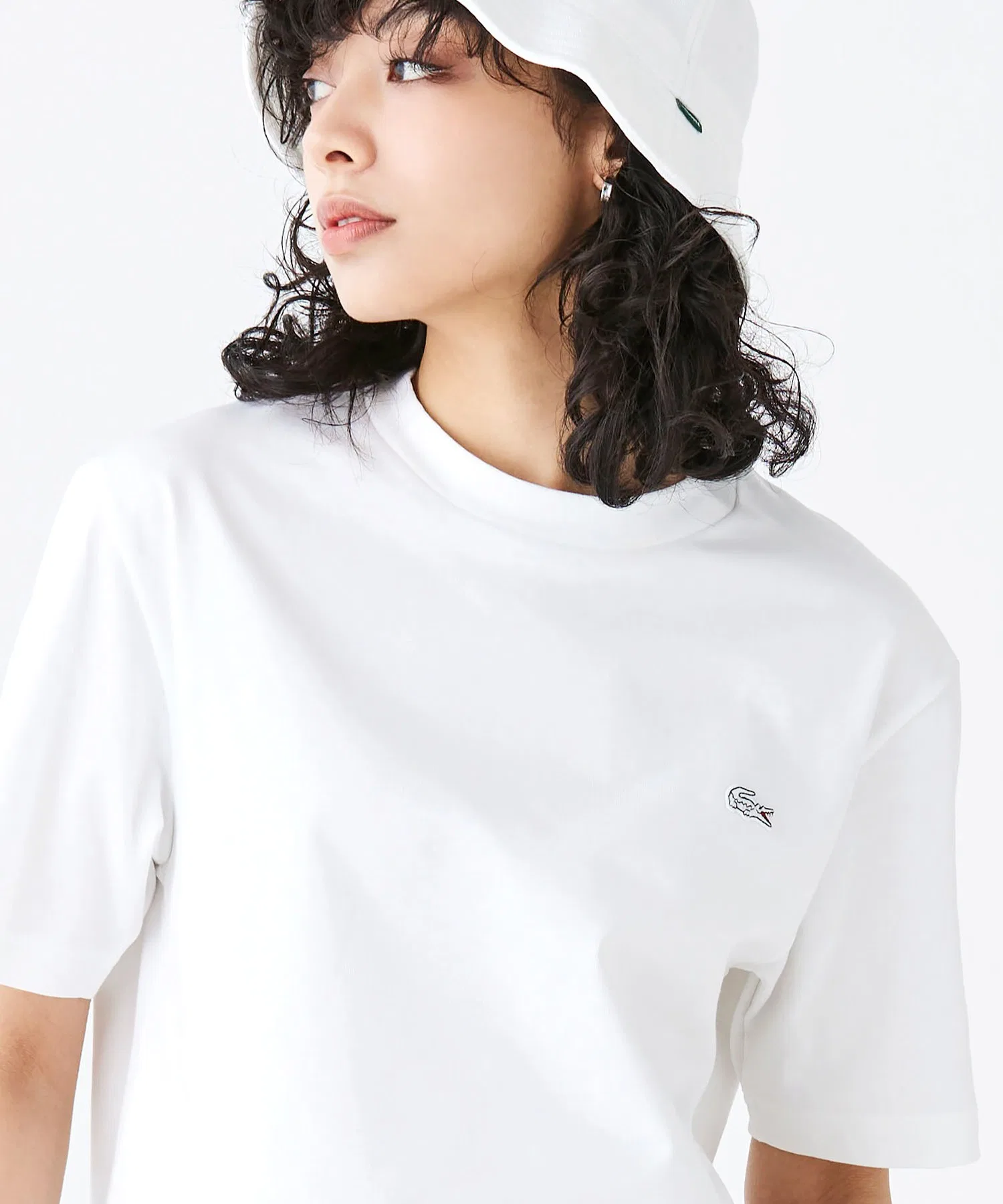 Унисекс футболка LACOSTE с вышитым логотипом белая