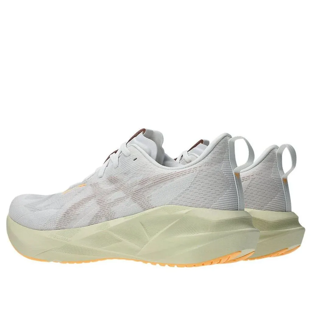 Кроссовки ASICS Novablast 5 2E Wide Width 'White Fawn' — фото 4