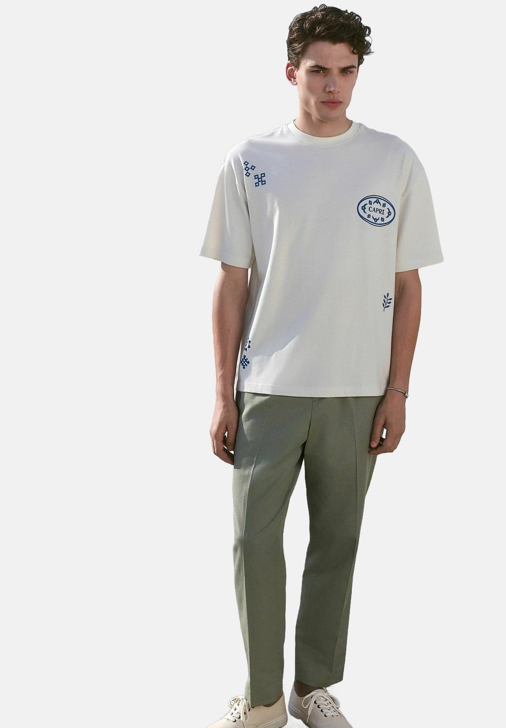 

Футболка с принтом REGULAR FIT - PLACEMENT FLORAL Next, белый