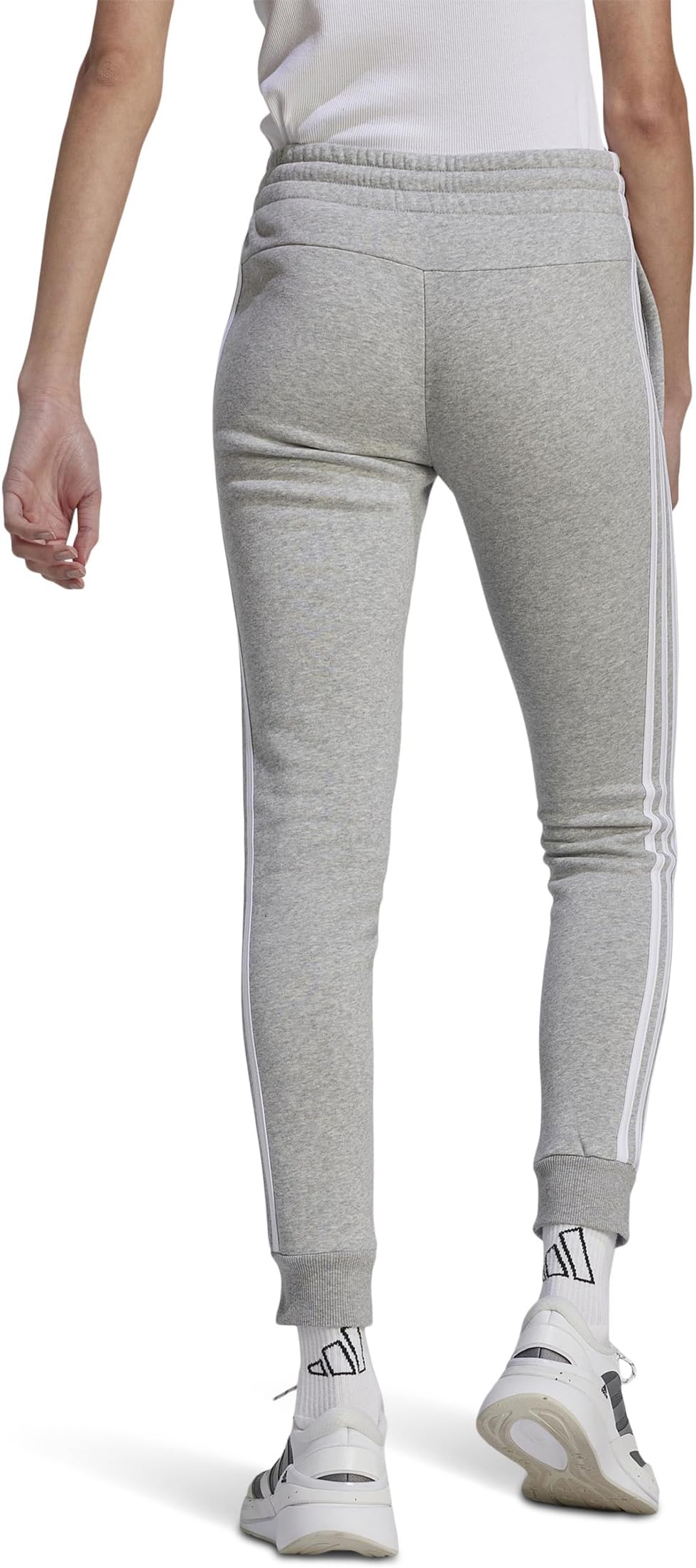 Брюки adidas 3-Stripes Fleece Cuffed Pants, цвет Medium Grey Heather/White 1 — фото 2
