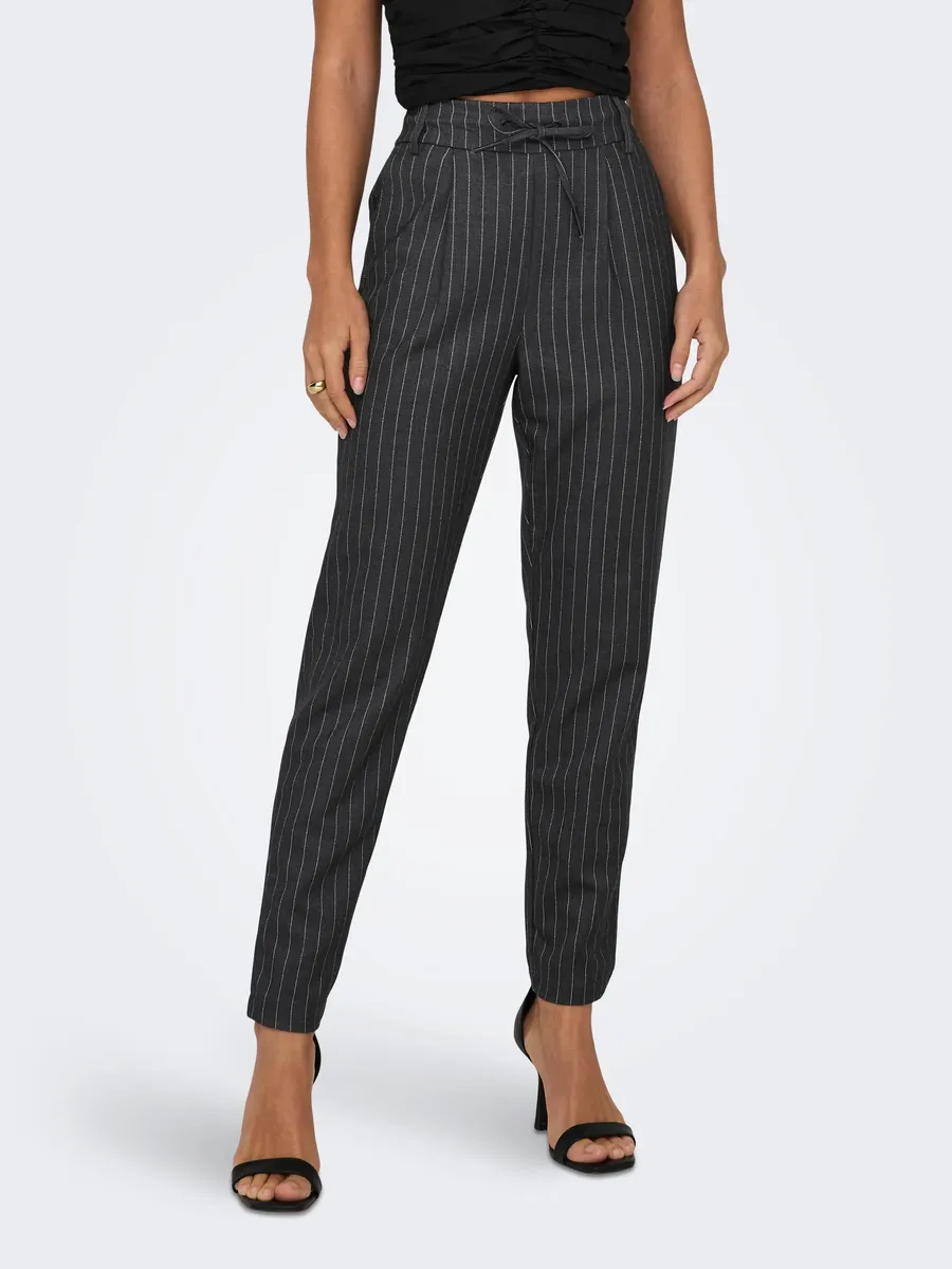 

Only брюки-джоггеры "ONLPOPTRASH-NAJA FINE STRIPE PNT NOOS", цвет Dark Grey Melange Stripes:White Stripe