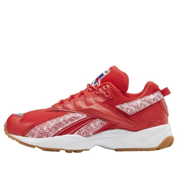 

Кроссовки interval 96 'radiant red gum' Reebok, красный