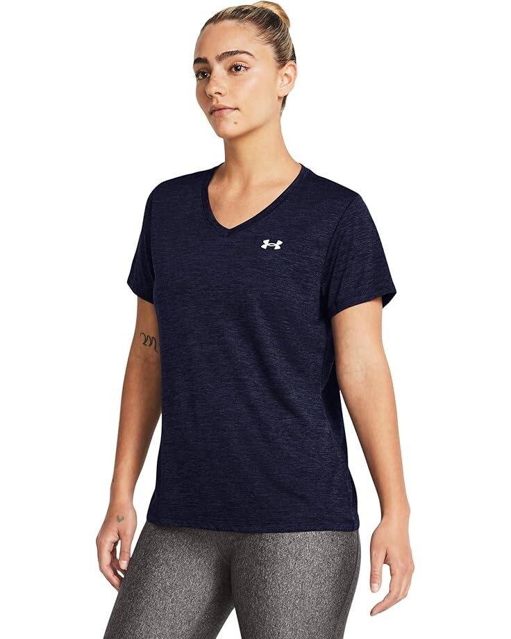 

Футболка Under Armour Tech Short Sleeve V-Neck Twist, цвет Midnight Navy/White