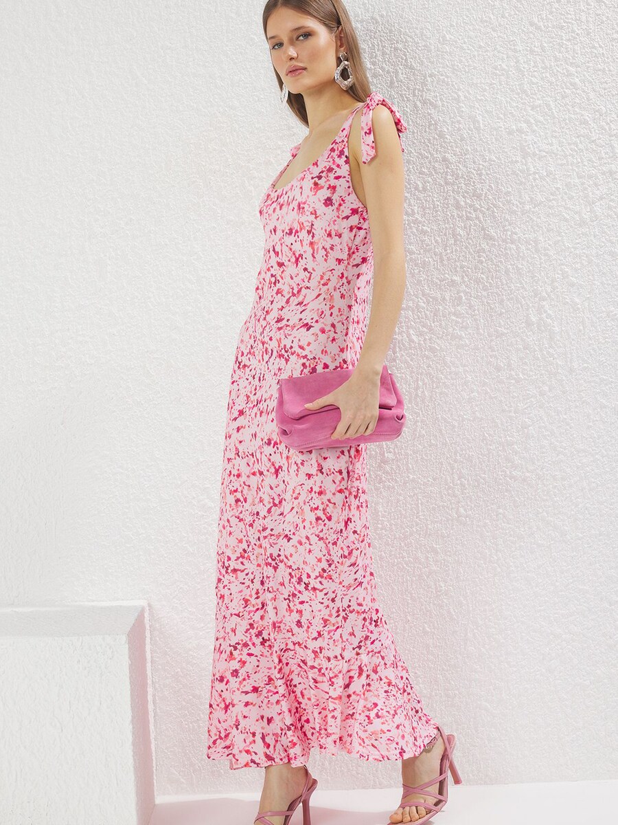 

Летнее платье Trendyol, Pink/Pitaya/Powder/Pastel pink