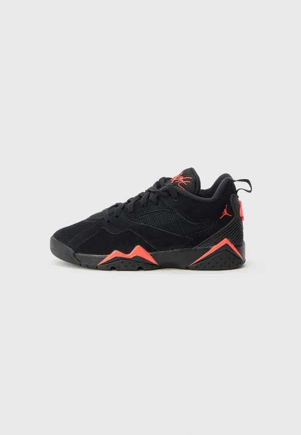Кроссовки Jordan, black/infrared, чёрный/инфракрасный