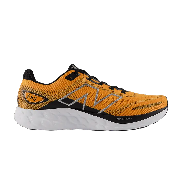 

Кроссовки New Balance Fresh Foam 680v8 Sizzle Black, оранжевый