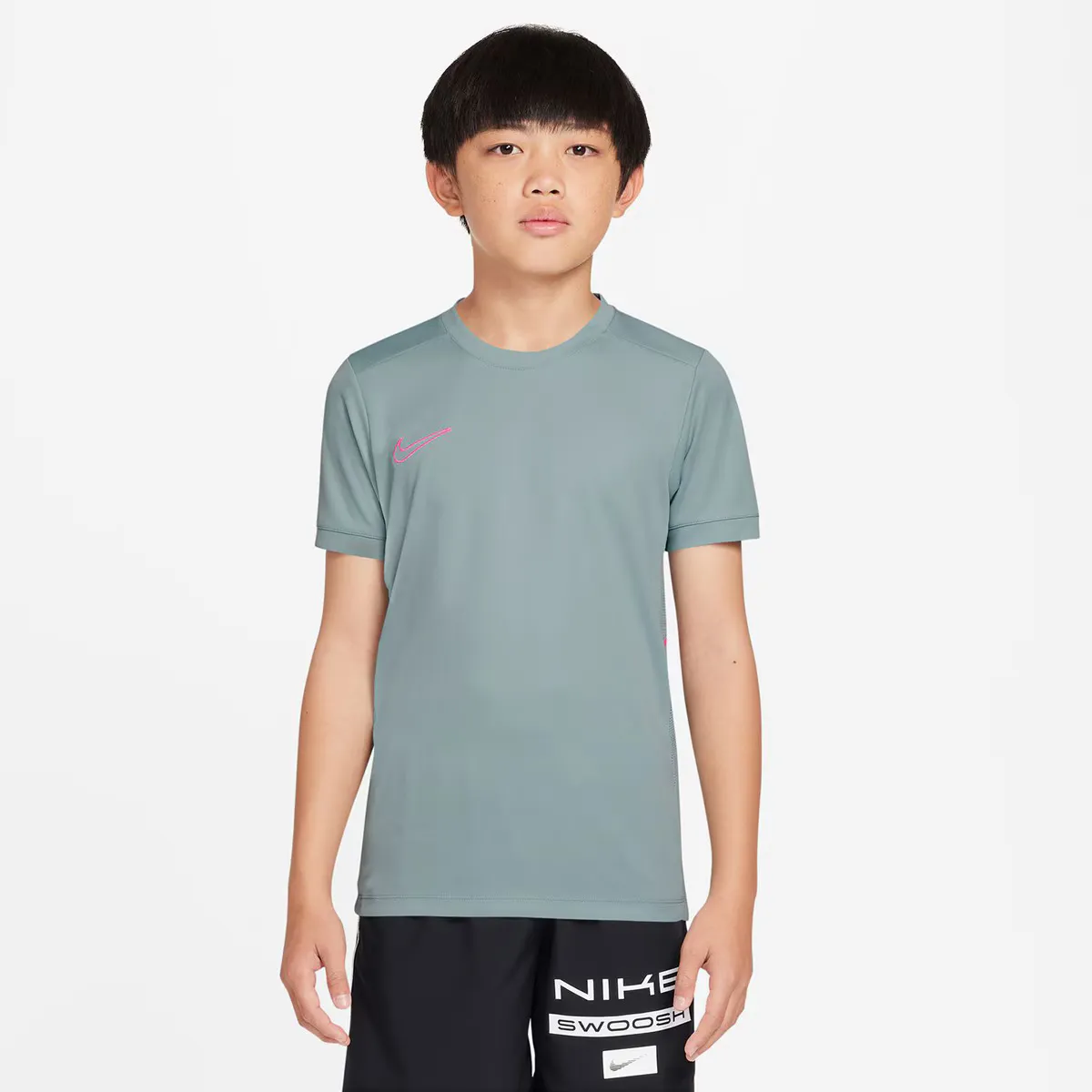 

Детская футболка Nike Academy 25, зеленый