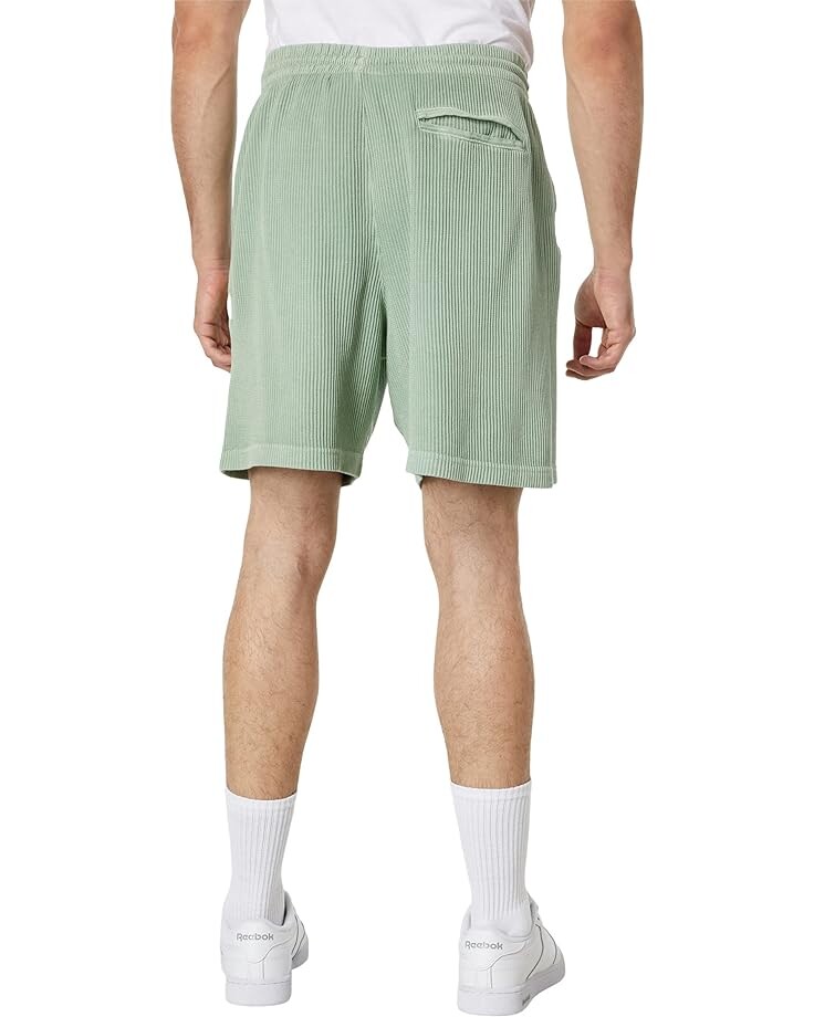 

Шорты Reebok Classics Natural Dye Waffle Shorts, цвет Light Sage
