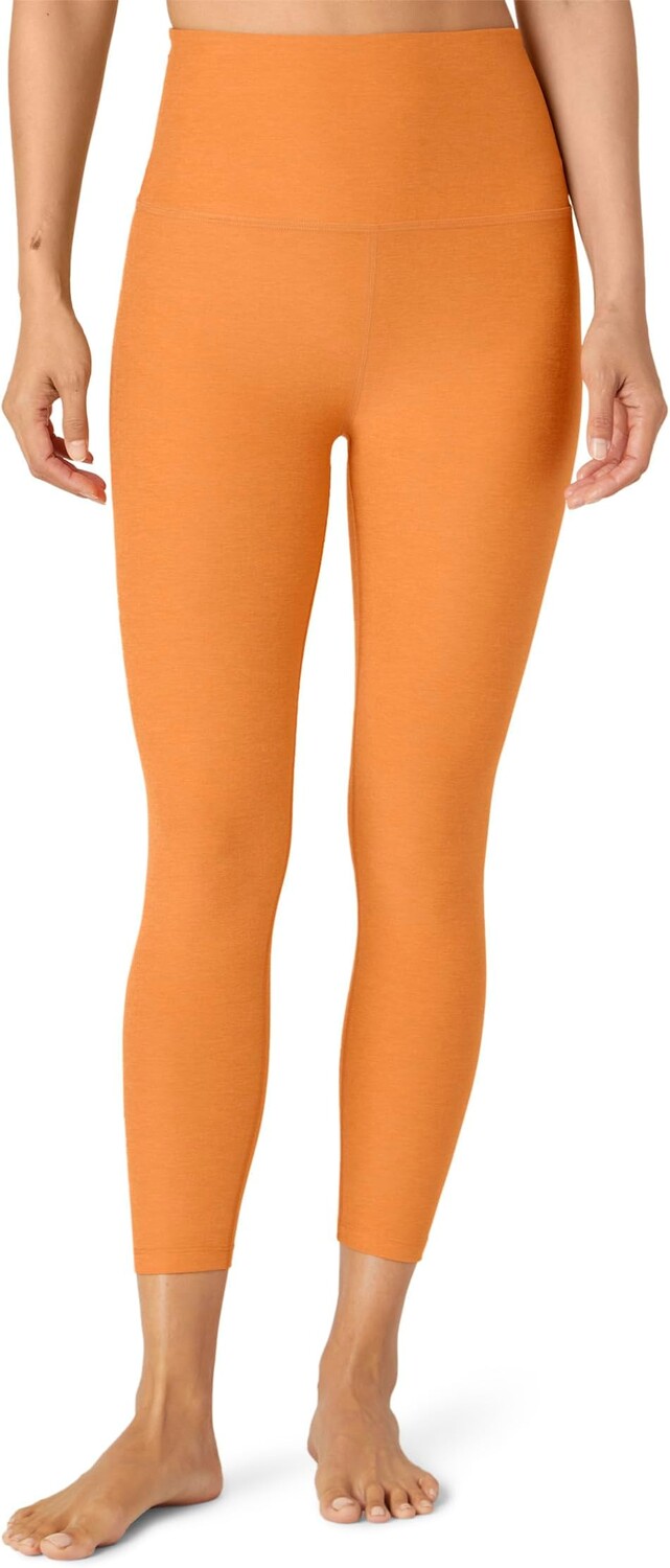 

Леггинсы Beyond Yoga Spacedye Walk And Talk High-Waisted Capri Leggings, цвет Mellow Apricot Heather