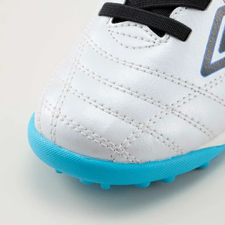 Детские тренировочные бутсы Umbro Accerator SB JR Wide, белый/синий, размер 23.5cm - 36 RU — фото 2
