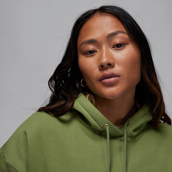 Толстовка (WMNS) Air Jordan Flight Fleece Pullover Hoodie 'Sky J Light Olive', зеленый — фото 2