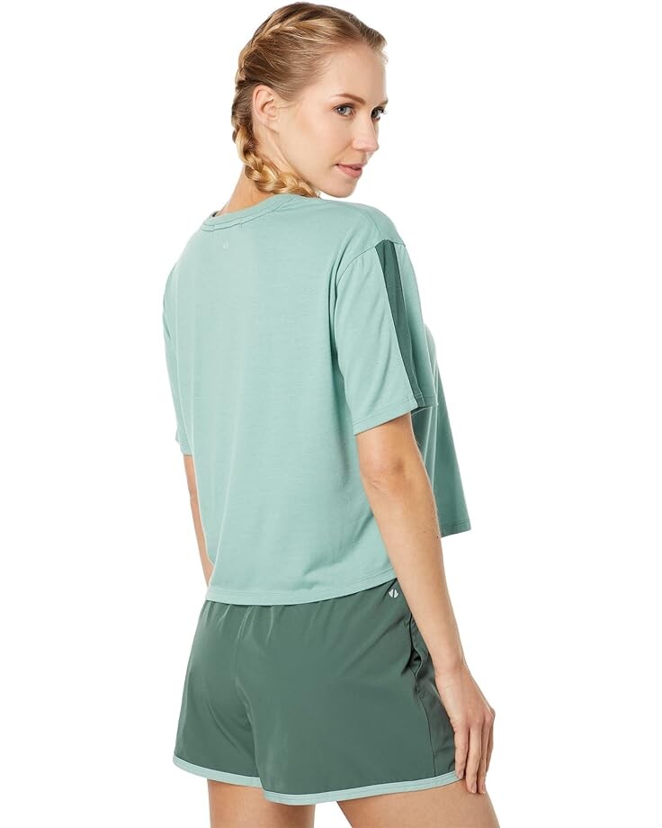 

Футболка THRIVE SOCIETE Color-Block Tee, цвет Blue Surf/Forest