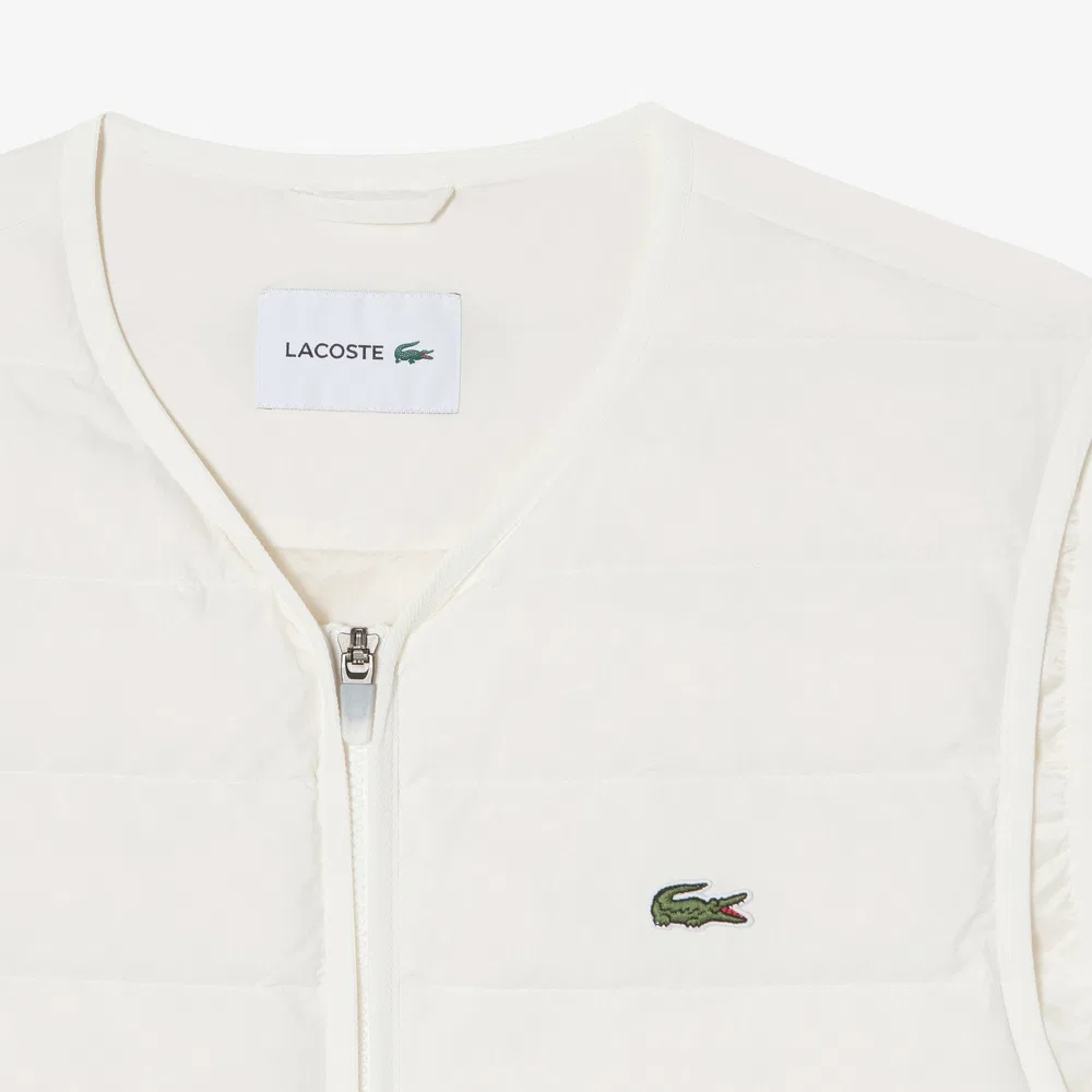 Мужской лёгкий пуховый жилет Lacoste цвета айвори — фото 4