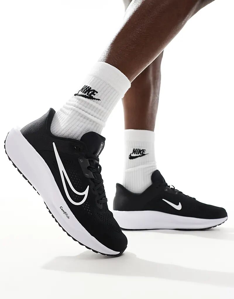 Кроссовки Quest 6 в черно-белом цвете Nike Running — фото 3