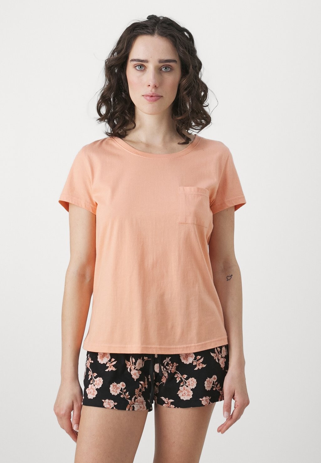 

Комплект одежды для сна VD PRINTS SHORTY LASCANA, цвет gold-coloured/multi-coloured