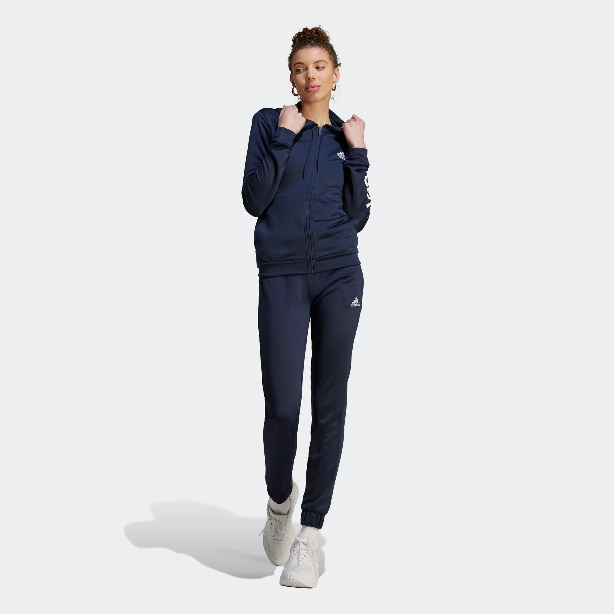 

Спортивный костюм Adidas Sportswear "LINEAR" (2 шт.), цвет Legend Ink