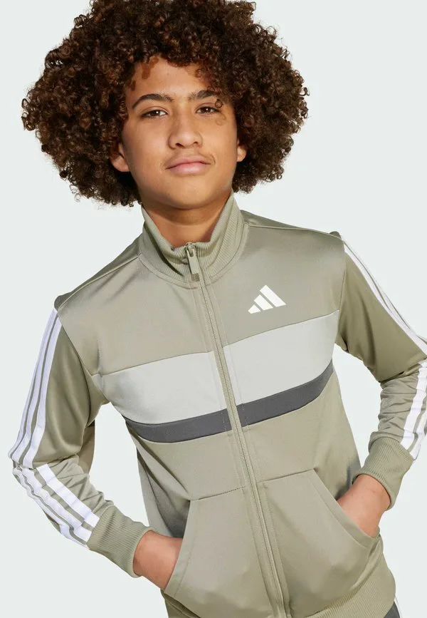Спортивный костюм с 3 полосками seasonal essentials tiberio Adidas Performance, Silver Pebble/Grey Six/Metal Grey/White — фото 3