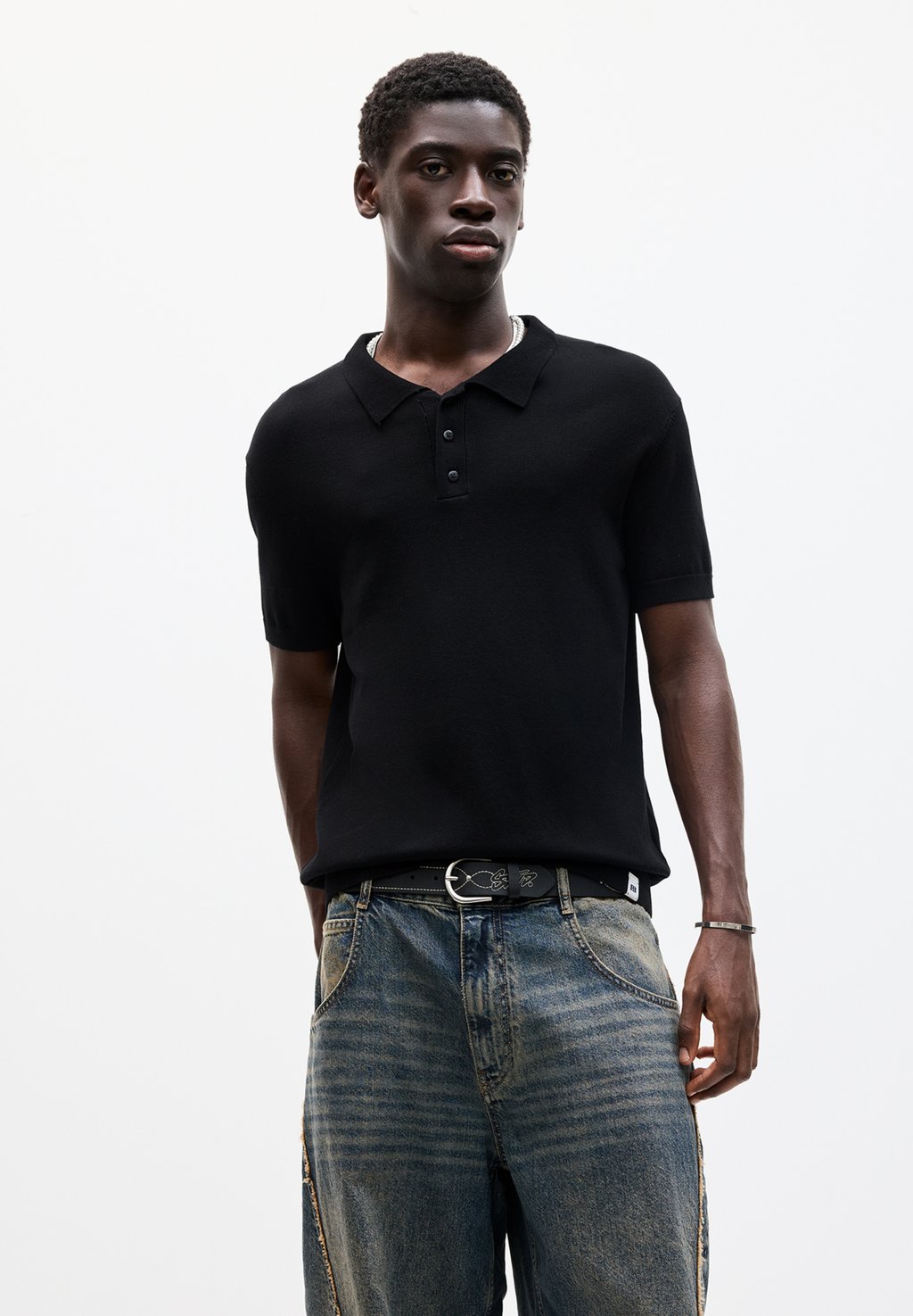 

Поло SHORT SLEEVE PULL&BEAR, черный