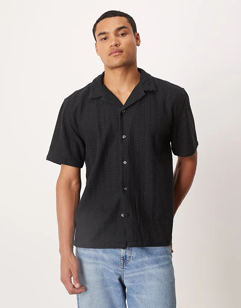 

Укороченная фактурная рубашка с короткими рукавами Abercrombie & Fitch черного цвета