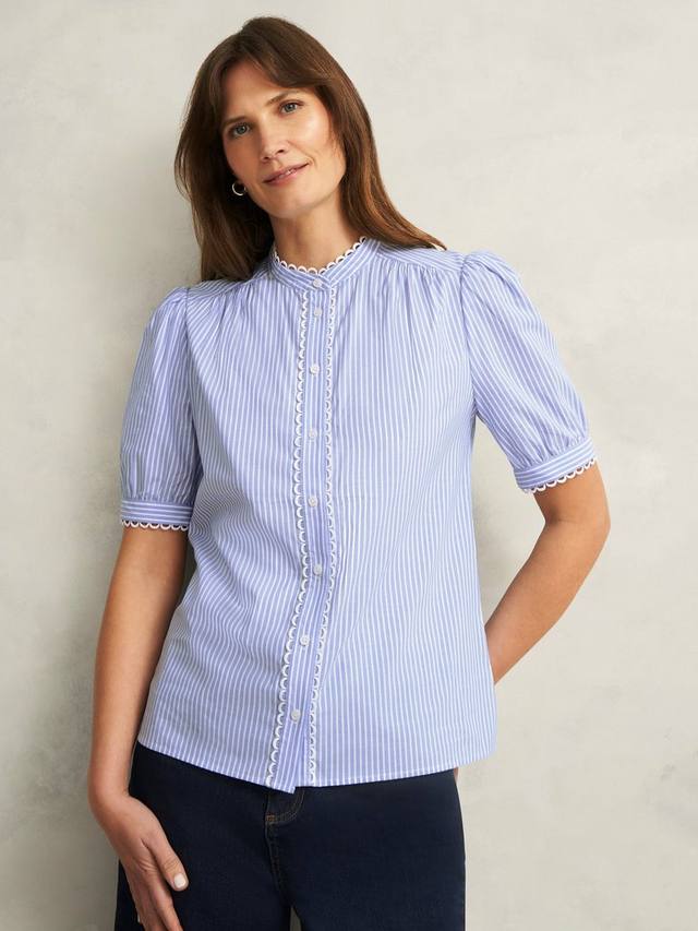 

Рубашка с отделкой гребешком в полоску от чарли Hobbs, цвет Blue/Ivory