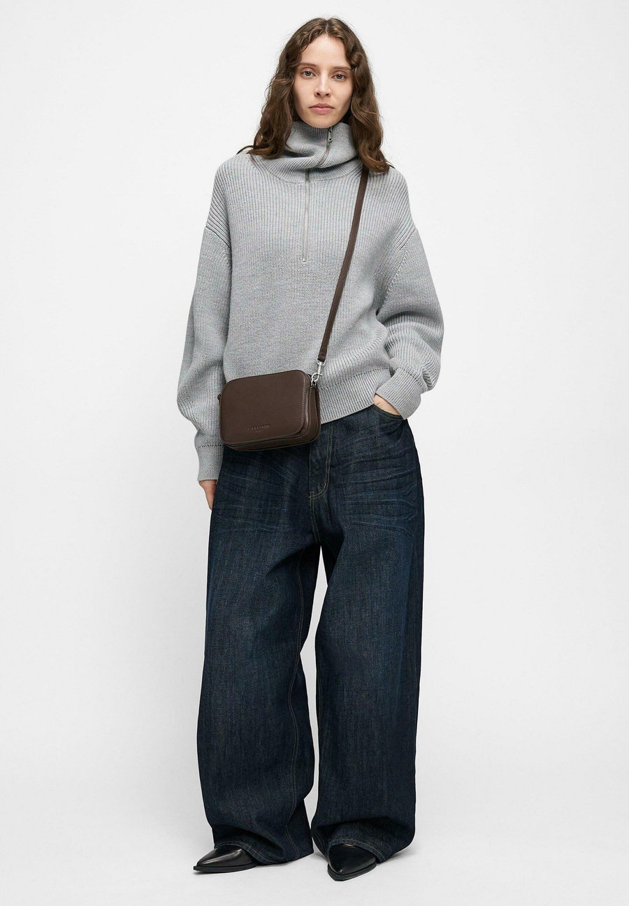 

Сумка кросс-боди Liebeskind Berlin Cross body bag, Dunkelbraun/Dark Brown