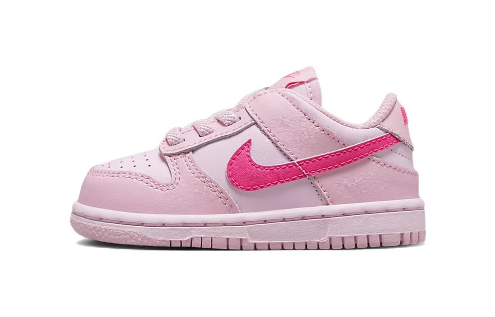 

Кроссовки Nike Dunk Low Triple Pink TD