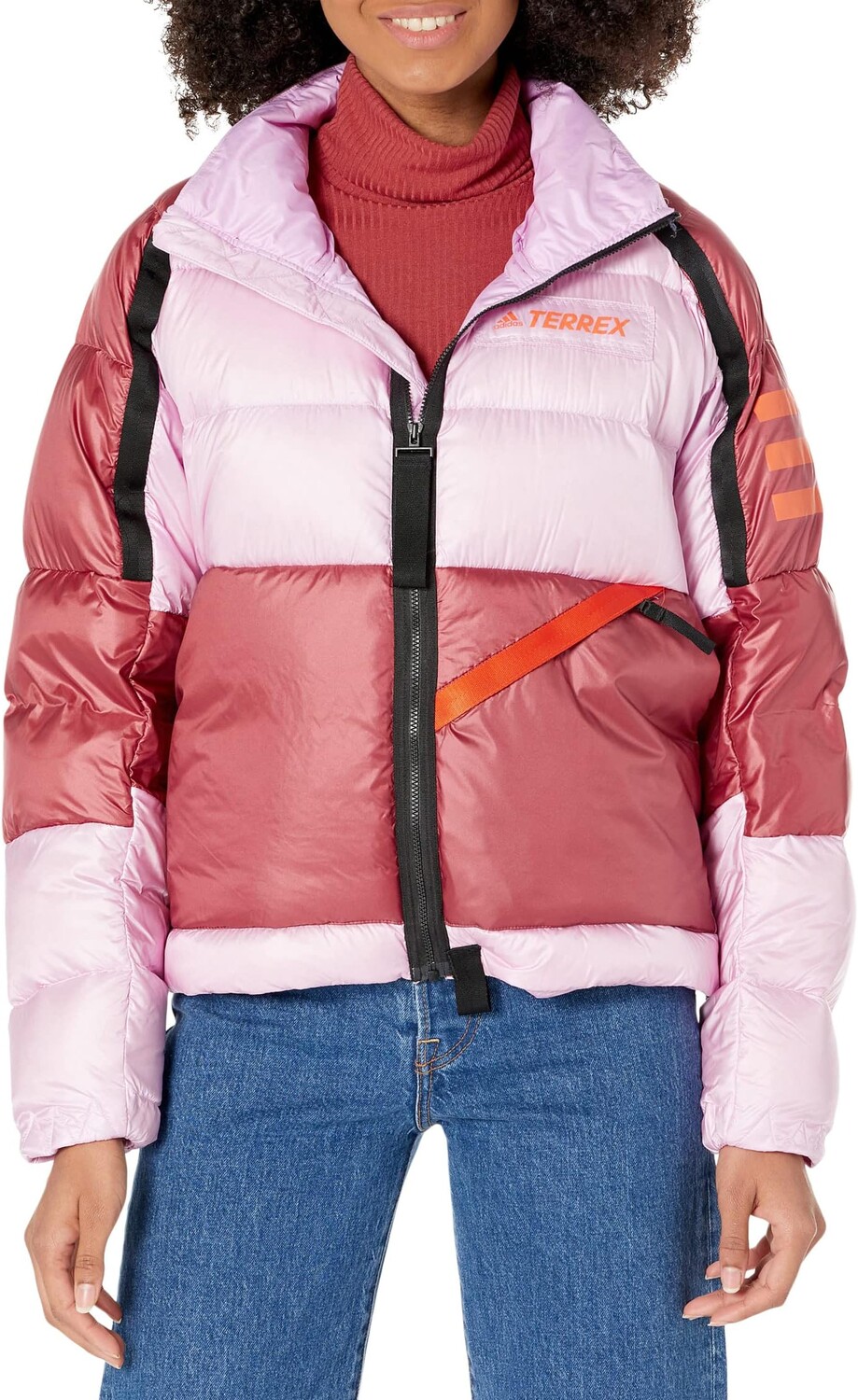 

Пуховик Terrex Utilitas adidas, цвет Bliss Lilac/Wonder Red