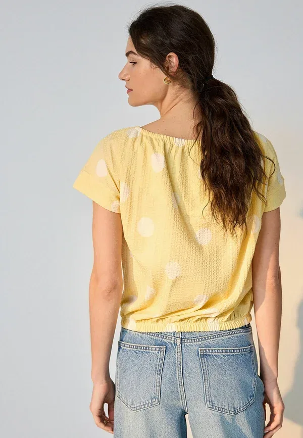 Футболка Next Tall fit short sleeve bubblehem scoop neck t-shirt, лимонно-желтый в горошек — фото 3