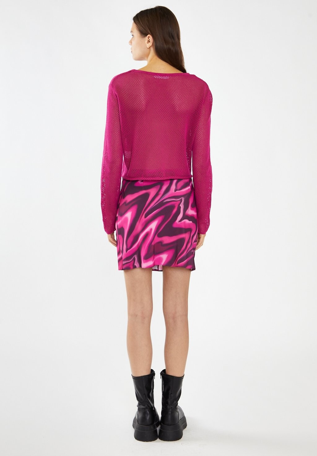 

Мини-юбка BLURRED MULTI WAVE Glamorous, розовый