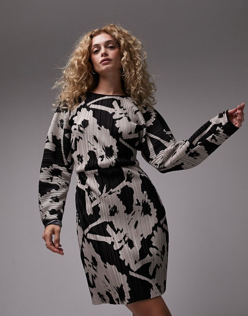 

Однотонное плиссированное мини-платье с пышными рукавами Topshop