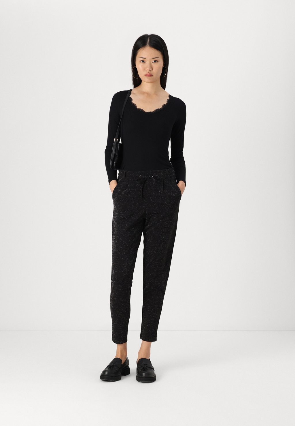 

Брюки ONLPOPTRASH ALYA EASY PANT ONLY, черный