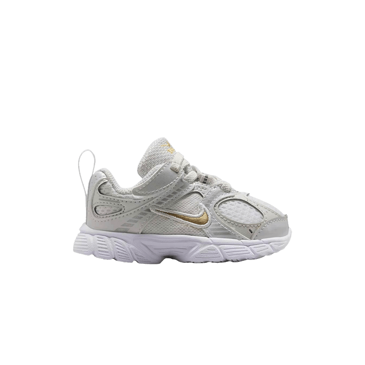 

Кроссовки Nike V5 RNR TD 'White Metallic Gold'